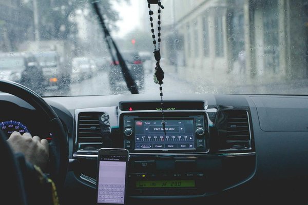 Comment choisir les meilleurs haut-parleurs pour votre système audio de voiture ?