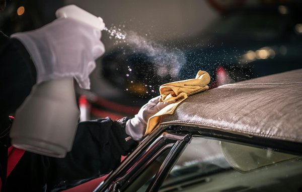 Vinyle pour covering automobile : pourquoi et comment l'appliquer ?
